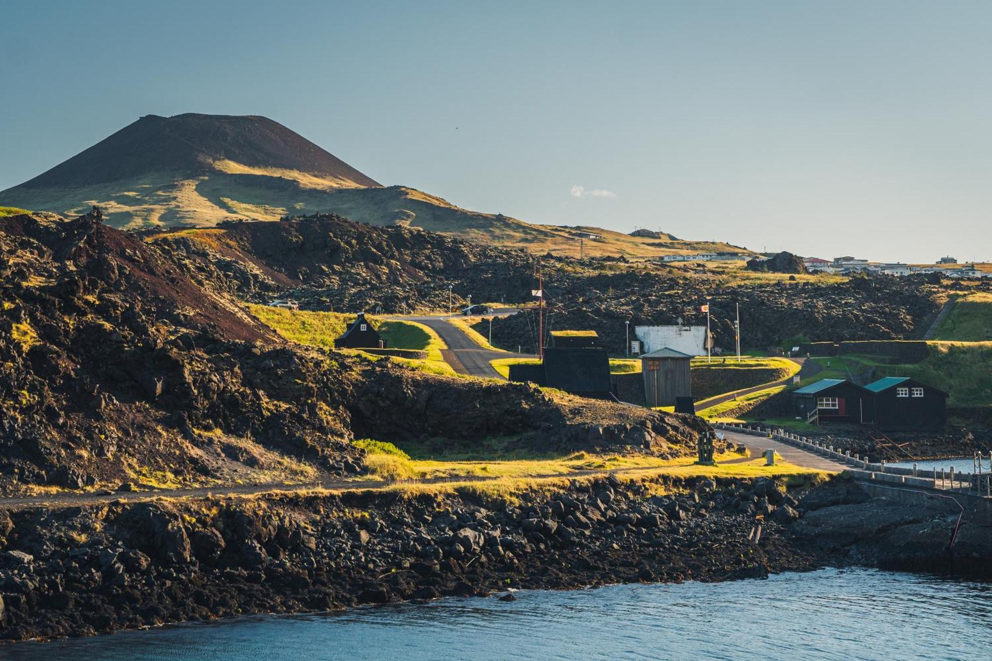 Westman Islands Inn Vestmannaeyjar Zewnętrze zdjęcie